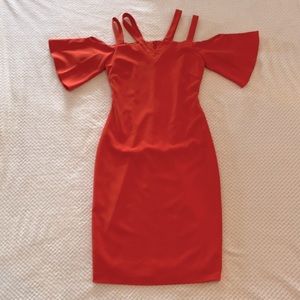 2 Laundry by Shelli Segal coral red strappy cold shoulder knee length dress